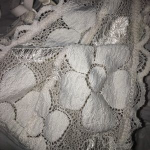 XS aerie bralette white/ creme color